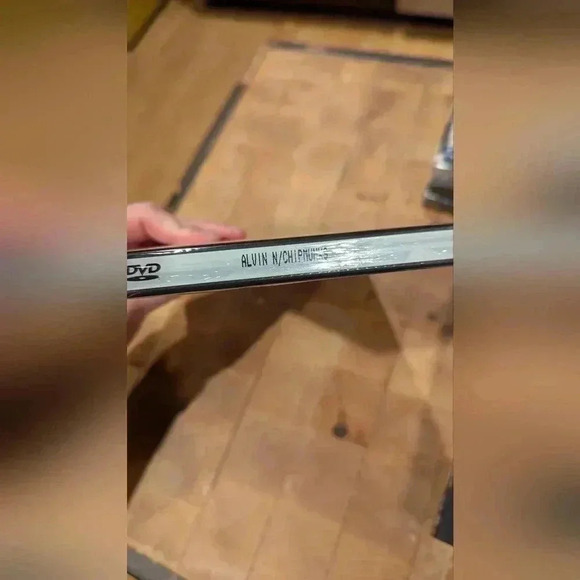 Alvin And The Chipmunks DVD (NWT) - Picture 3 of 3